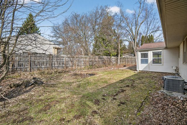 3304 Spring Arbor Road, Jackson, MI 49203