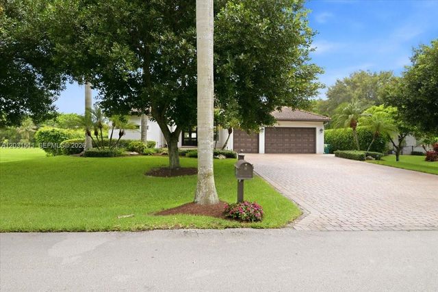 12160 NW 18th Street, Plantation, FL 33323