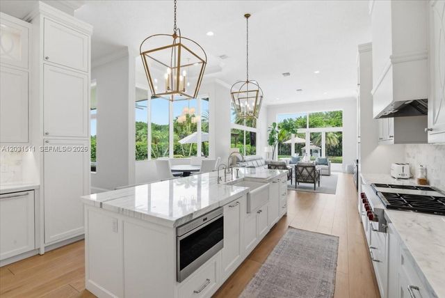 12160 NW 18th Street, Plantation, FL 33323