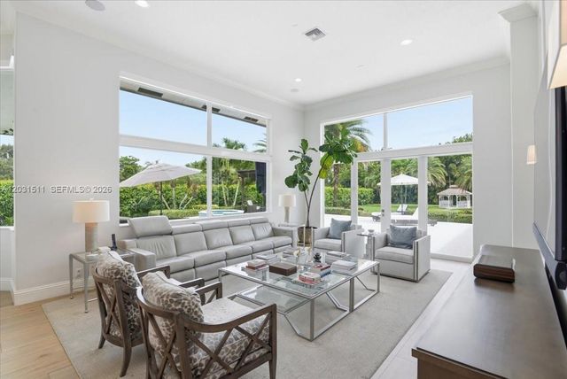 12160 NW 18th Street, Plantation, FL 33323