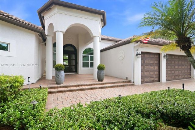 12160 NW 18th Street, Plantation, FL 33323