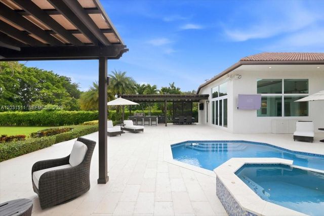 12160 NW 18th Street, Plantation, FL 33323
