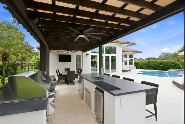 12160 NW 18th Street, Plantation, FL 33323