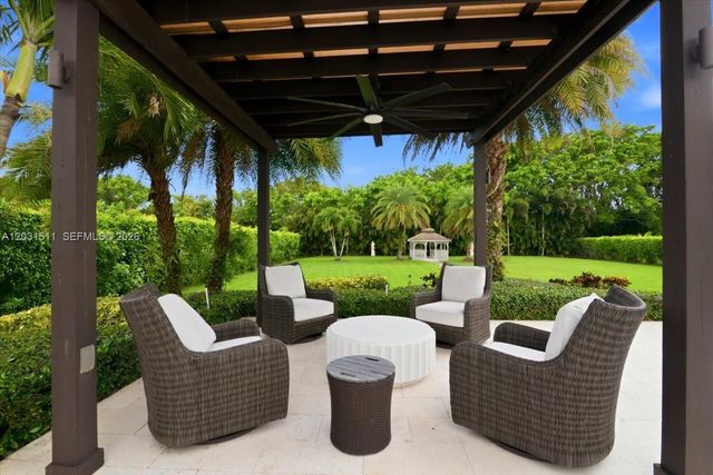 12160 NW 18th Street, Plantation, FL 33323