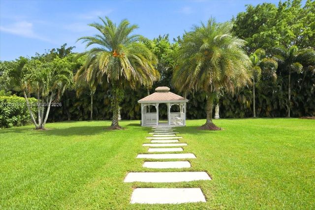 12160 NW 18th Street, Plantation, FL 33323