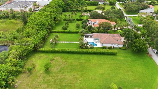 12160 NW 18th Street, Plantation, FL 33323