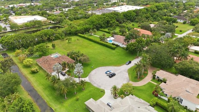 12160 NW 18th Street, Plantation, FL 33323