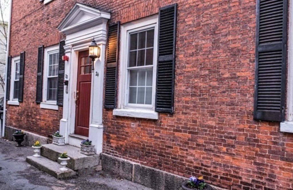 22 High St 3, Salem, MA 01970