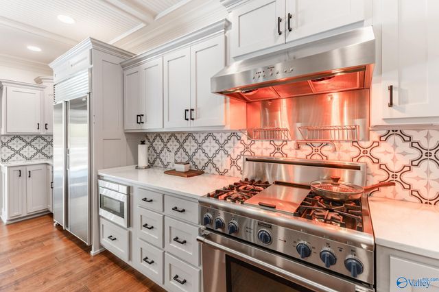 3412 Oakridge Drive SW, Decatur, AL 35603