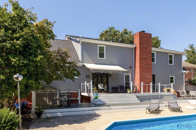 3412 Oakridge Drive SW, Decatur, AL 35603