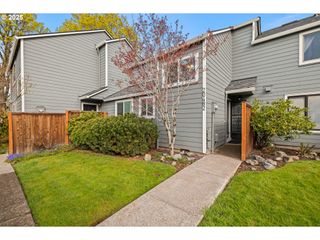 20482 Sw ROSA Dr H2, Beaverton, OR 97078