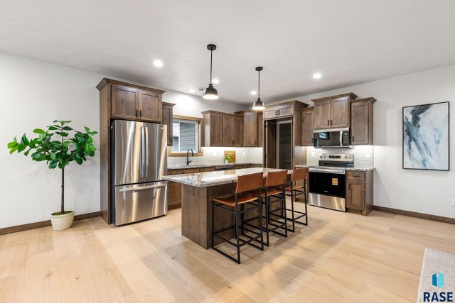 425 E 8th St Street, Tea, SD 57064