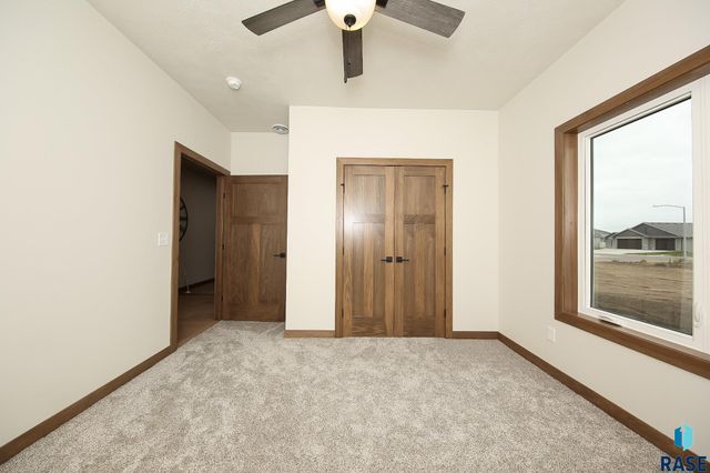 425 E 8th St Street, Tea, SD 57064