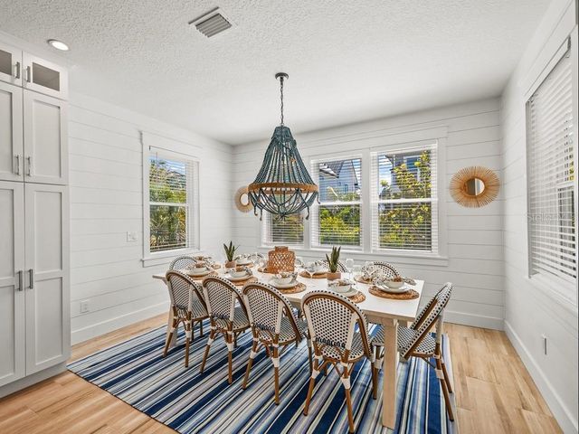 204 COOLIDGE DRIVE, Sarasota, FL 34236