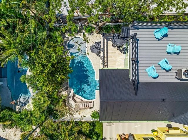 204 COOLIDGE DRIVE, Sarasota, FL 34236