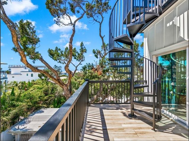 204 COOLIDGE DRIVE, Sarasota, FL 34236