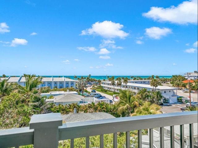 204 COOLIDGE DRIVE, Sarasota, FL 34236