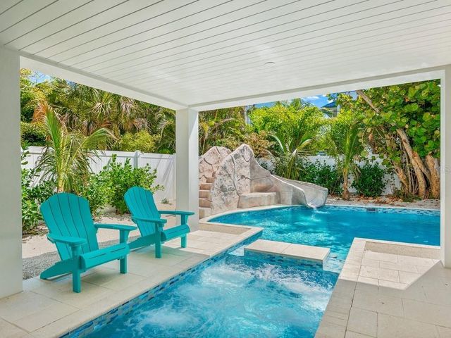 204 COOLIDGE DRIVE, Sarasota, FL 34236