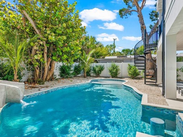 204 COOLIDGE DRIVE, Sarasota, FL 34236