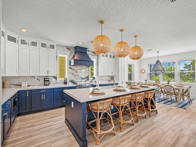 204 COOLIDGE DRIVE, Sarasota, FL 34236