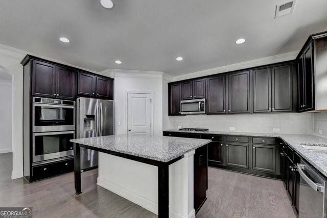 211 HAMLET Drive, Johns Creek, GA 30097