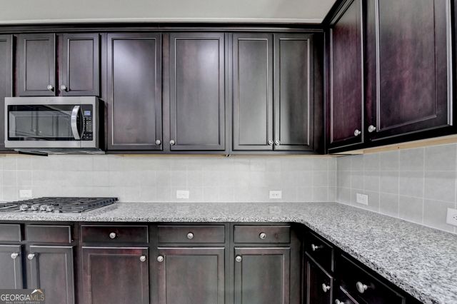 211 HAMLET Drive, Johns Creek, GA 30097