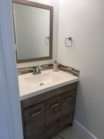 3675 San Simeon Circle, Weston, FL 33331