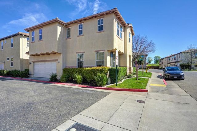 87 sluice Way, Folsom, CA 95630