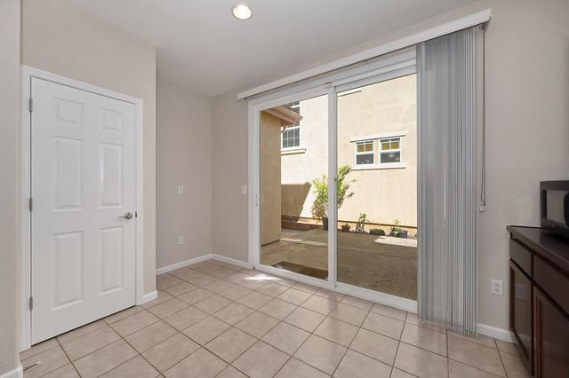 87 sluice Way, Folsom, CA 95630