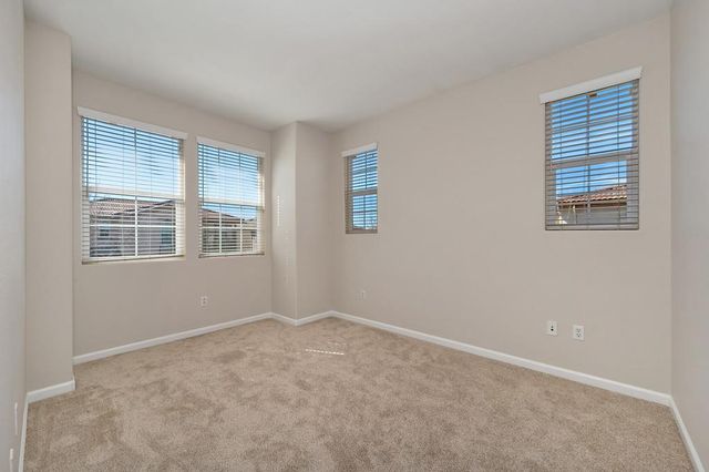 87 sluice Way, Folsom, CA 95630