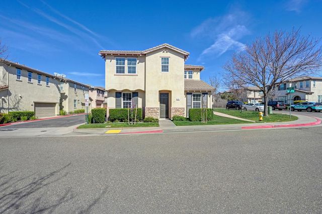 87 sluice Way, Folsom, CA 95630