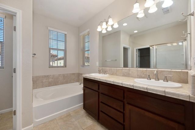 87 sluice Way, Folsom, CA 95630