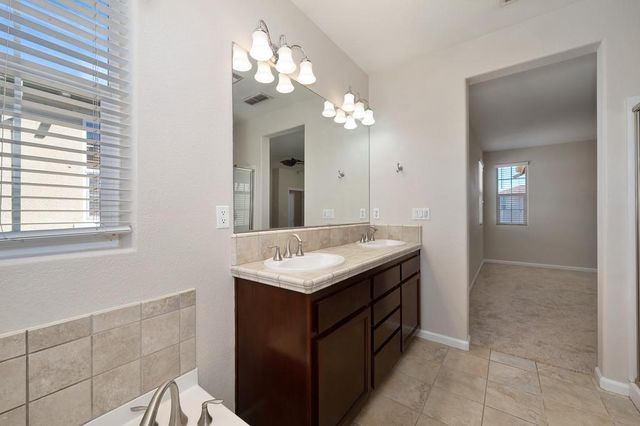 87 sluice Way, Folsom, CA 95630