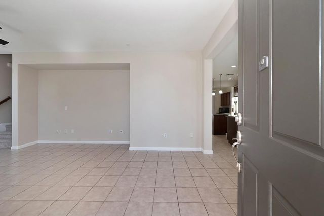 87 sluice Way, Folsom, CA 95630