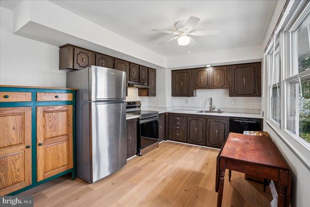 1090 BROADVIEW DR, Annapolis, MD 21409