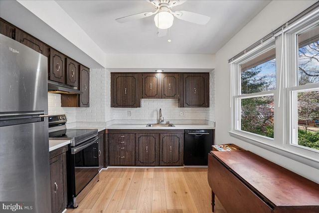 1090 BROADVIEW DR, Annapolis, MD 21409