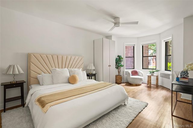 84-12 35th Ave 1B, Jackson Heights, NY 11372