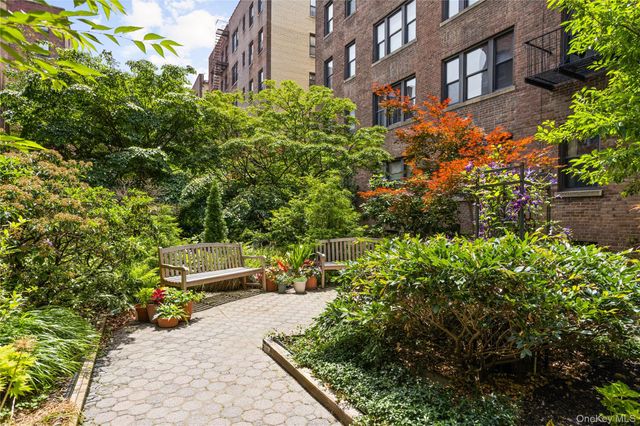 84-12 35th Ave 1B, Jackson Heights, NY 11372