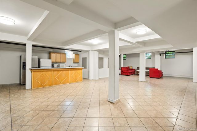 84-12 35th Ave 1B, Jackson Heights, NY 11372