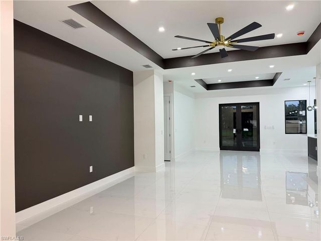 808 Maple AVE N, Lehigh Acres, FL 33972