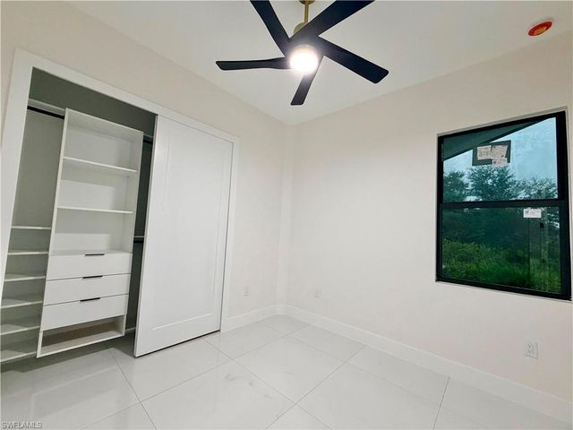 808 Maple AVE N, Lehigh Acres, FL 33972