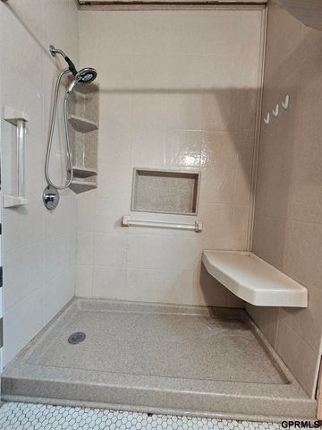 808 N Burlington Street, York, NE 68467