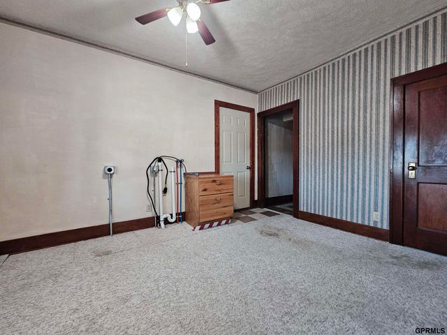 808 N Burlington Street, York, NE 68467