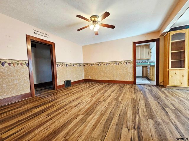 808 N Burlington Street, York, NE 68467