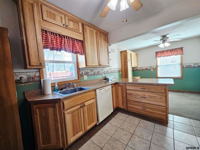 808 N Burlington Street, York, NE 68467