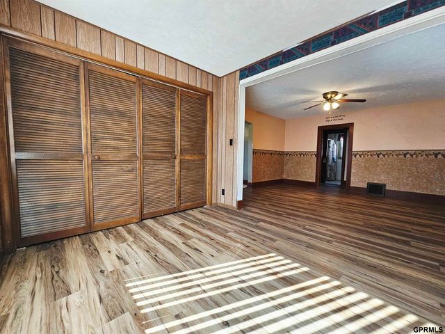 808 N Burlington Street, York, NE 68467