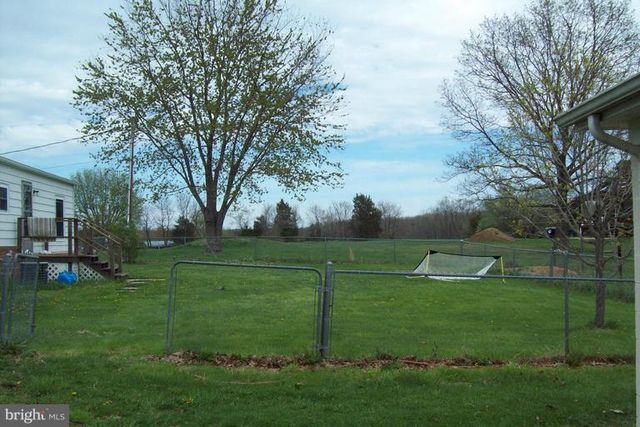 172 ROGERS MILL RD, Strasburg, VA 22657