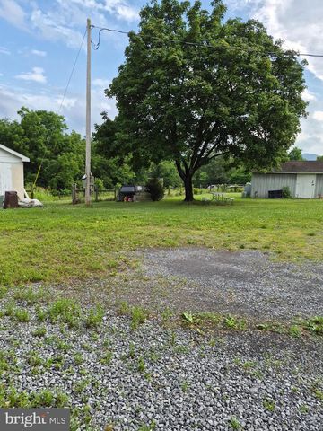 172 ROGERS MILL RD, Strasburg, VA 22657
