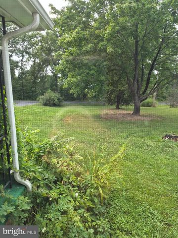 172 ROGERS MILL RD, Strasburg, VA 22657