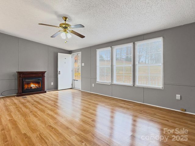 1266 Price Hollow Place, Lenoir, NC 28645